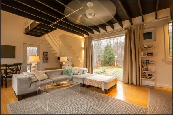 Black haus: a hip, cool house hidden in a forest